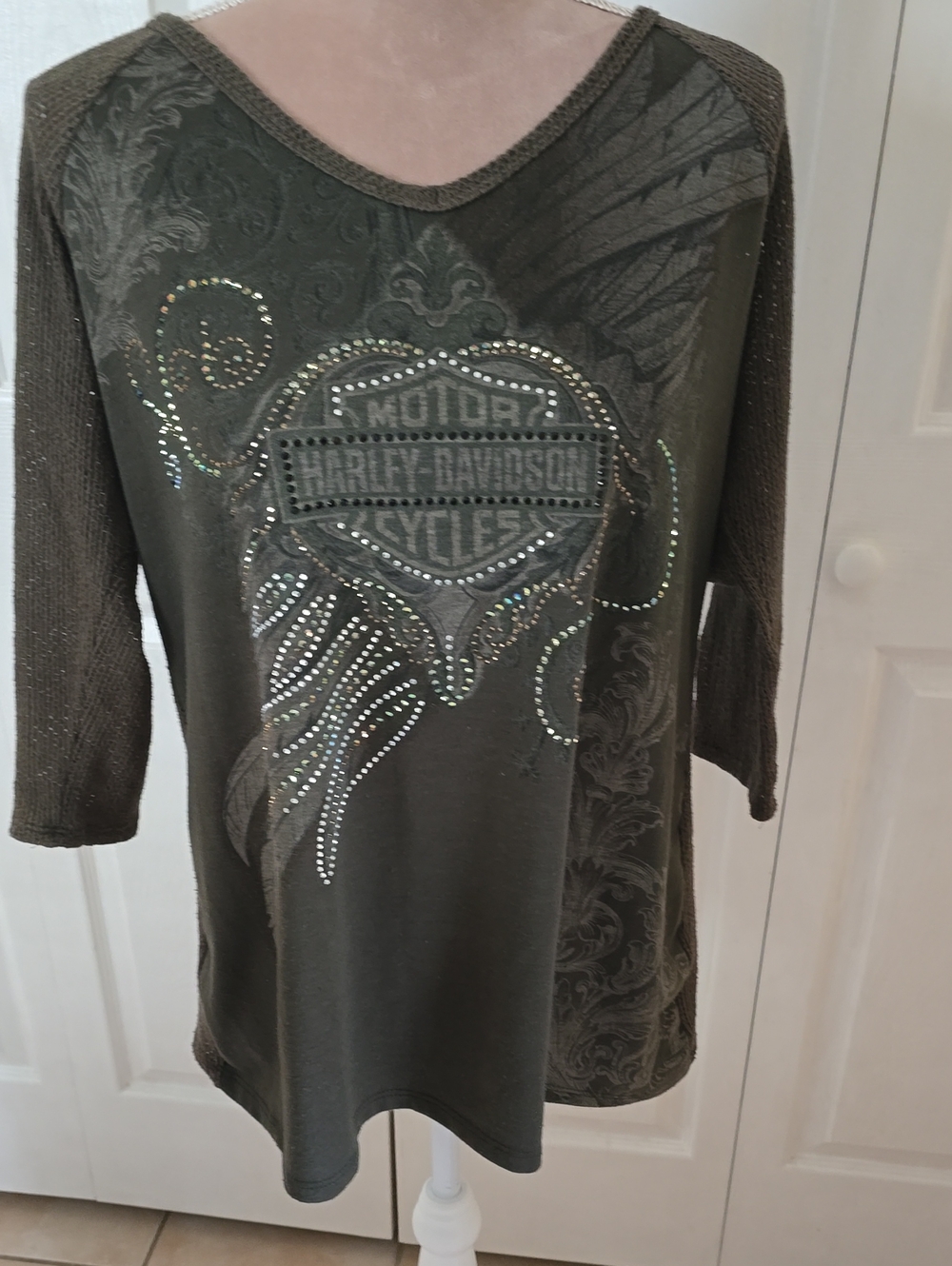 Womens 2XL Harley-Davidson Olive Rhinestone Winged Logo Long Sleeve Tee